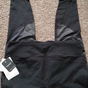 Gap GFast Blackout Leggings